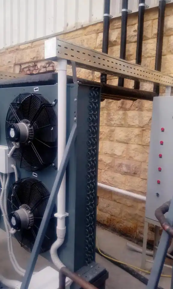 تقنيات توفير الطاقة في غرف التبريد الصناعية